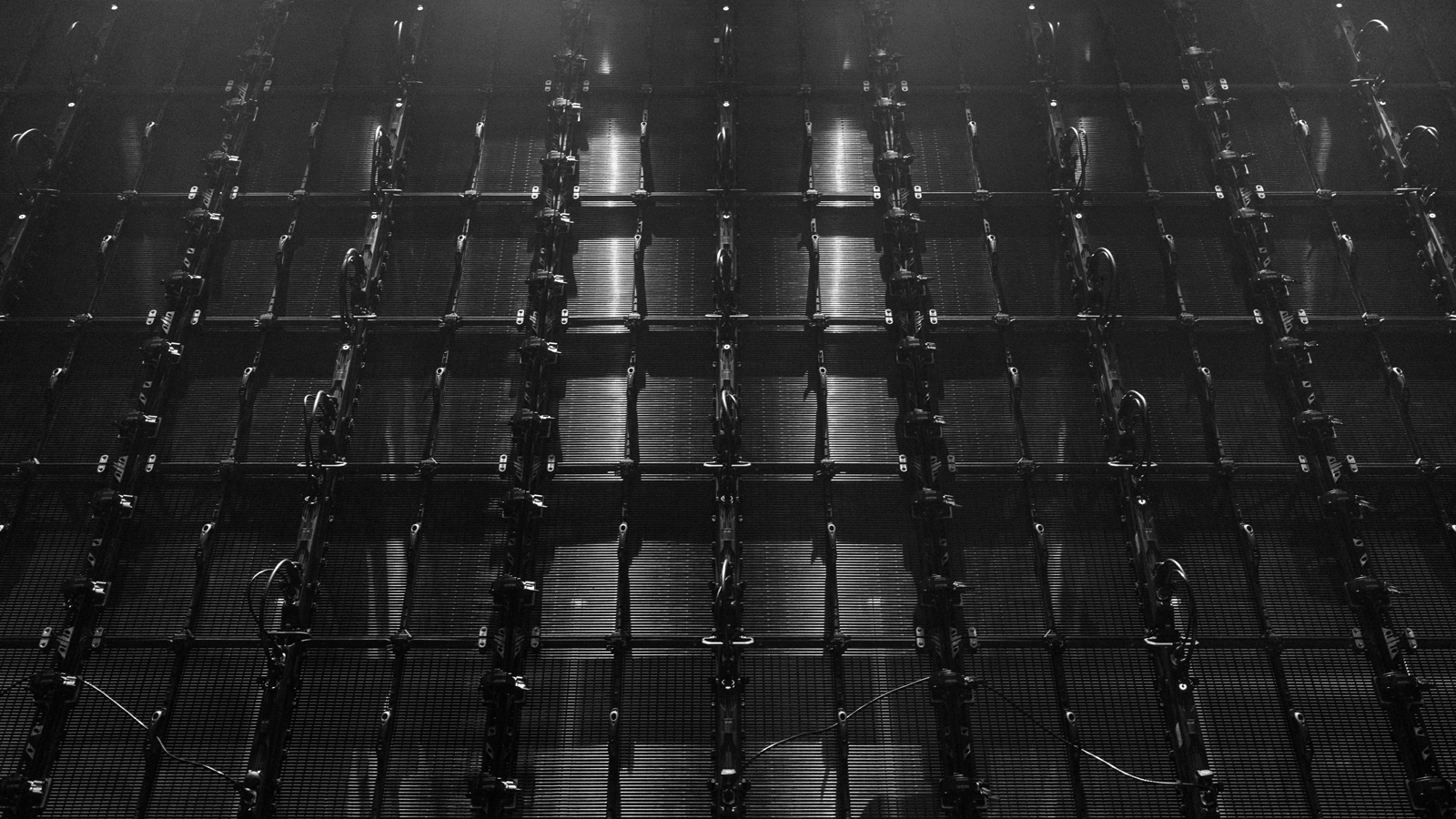 Large display construction at the Volvo event